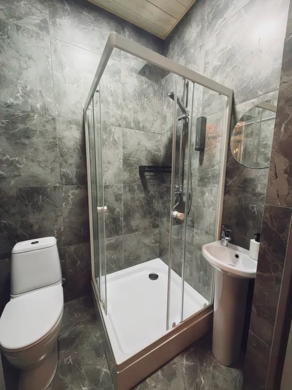 Дом с теплым бассейном