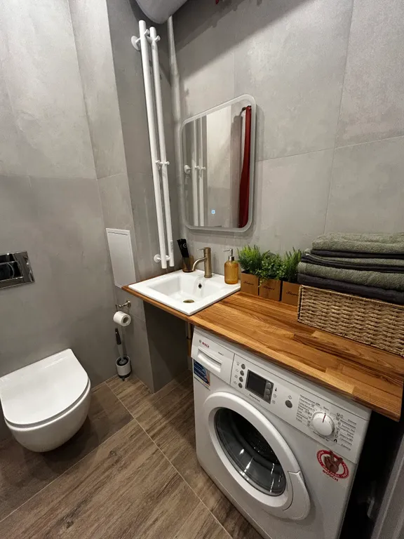 Уютная стильная студия в новом доме бизнес класса