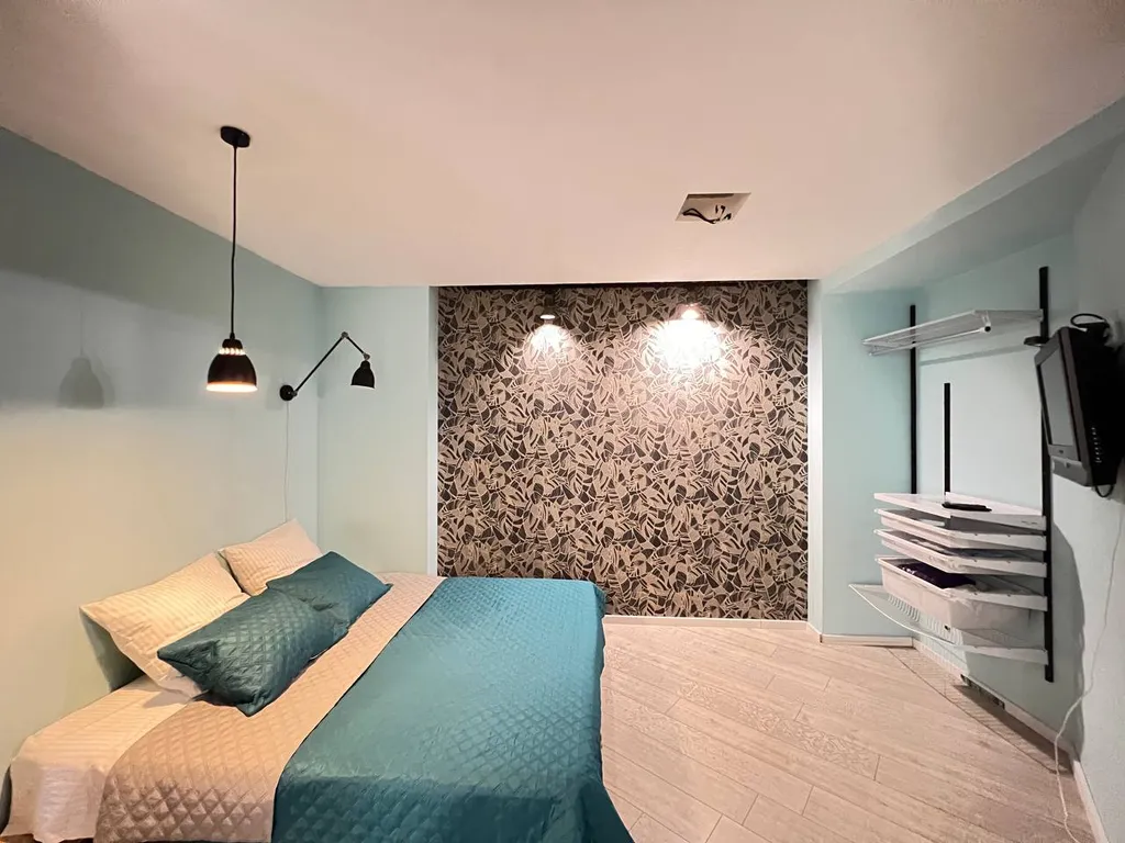 Трехкомнатная с оригинальным дизайнерским ремонтом ЦЕНТР