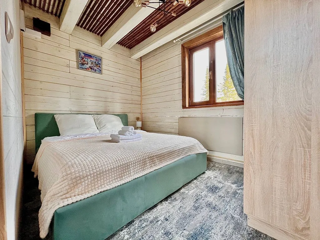 Коттедж Коттедж в стиле барн-хаус с видом на трассы — Шерегеш