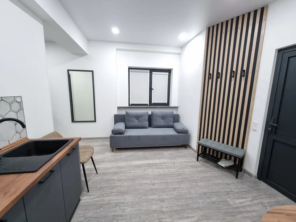 Серый номер