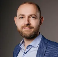 Владимир Болжеларский