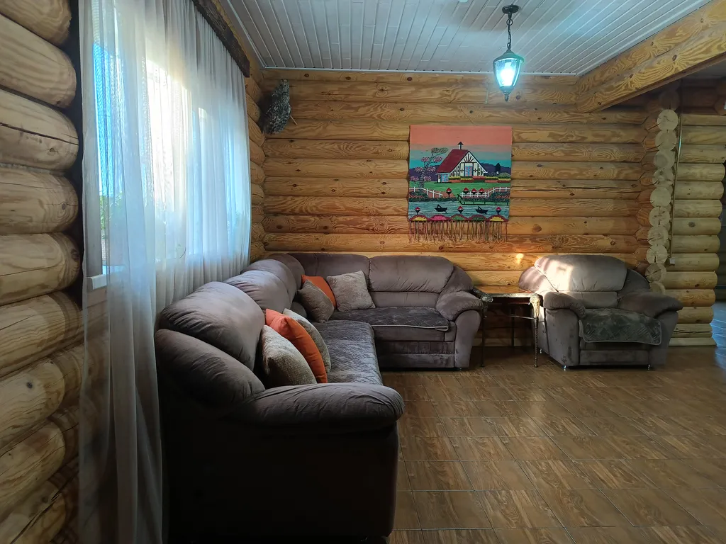 Уютный дом с бильярдом и сауной на побережье водохранилища