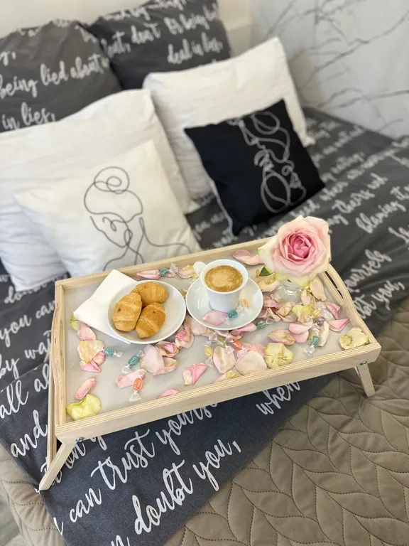 Прекрасная стильная квартира Инь янь