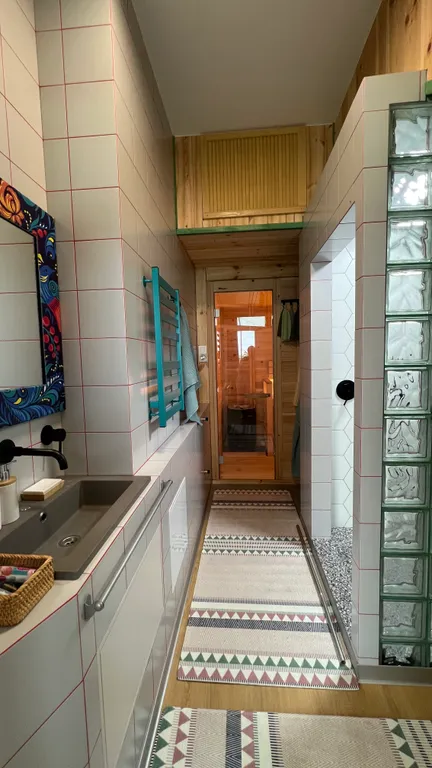 Таунхаус с сауной и бассейном в 500 метрах от моря