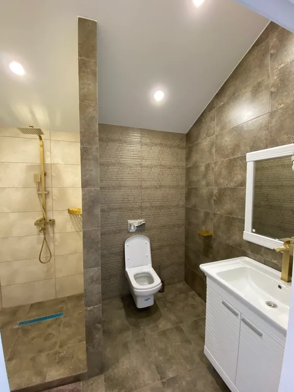 Уютный и комфортный дом на озере Банное