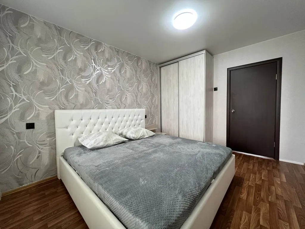 Трёхкомнатные апартаменты в центре Автозаводского района