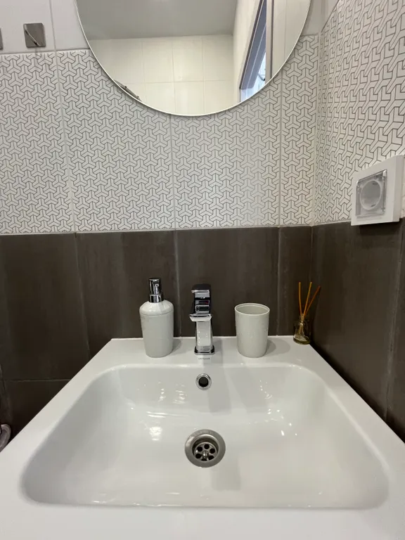 Студия с удобным заездом в город