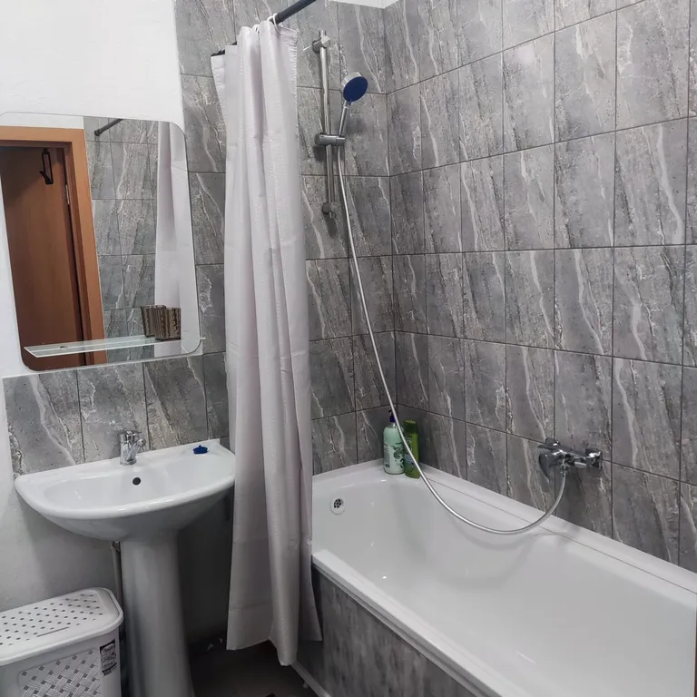 Квартира у моря с видом на соленое озеро