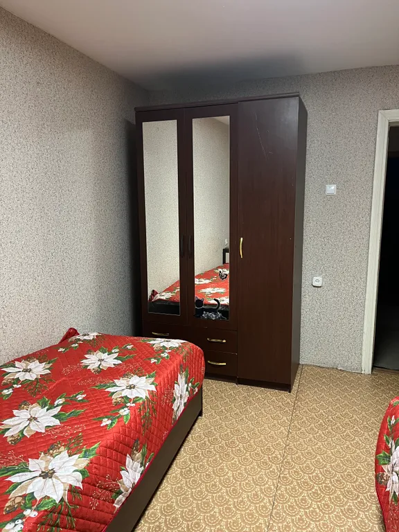 Трехкомнатная квартира в центре города