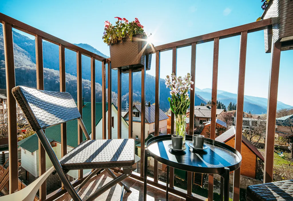 Студия 21 с видом на горы