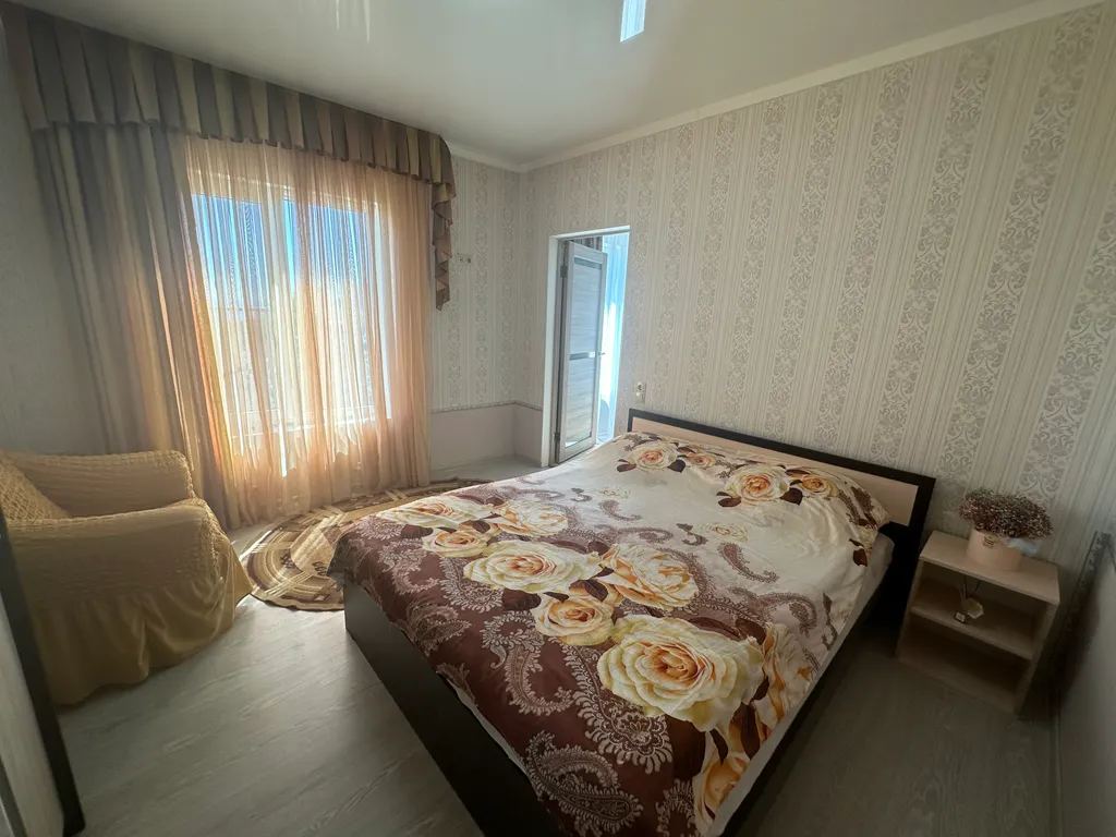 Уютная двухкомнатная квартира со своим двором — аренда посуточно в Туапсе