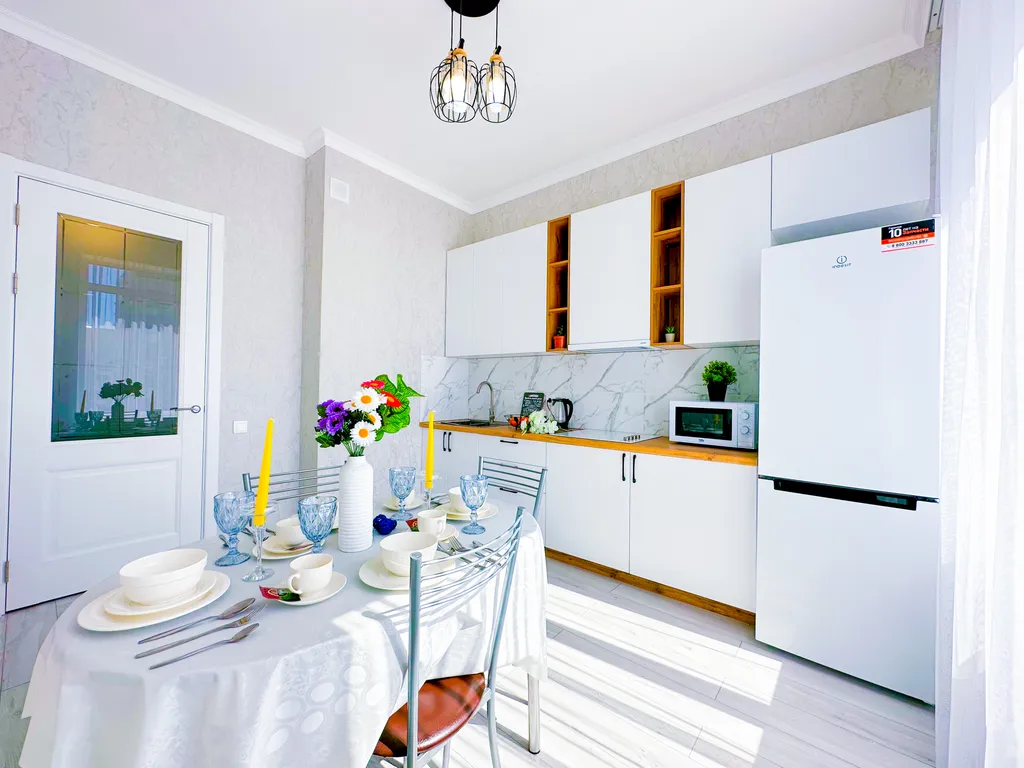 Рядом с Хан шатыр. Центр города Астана