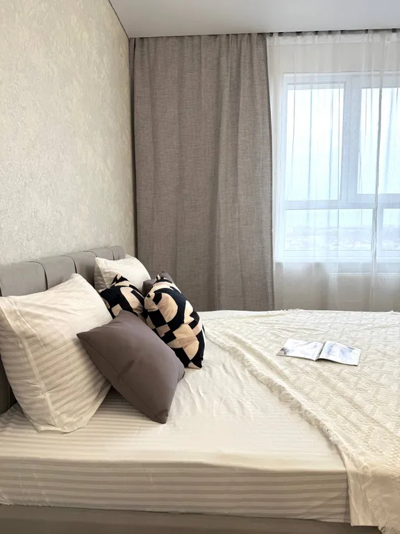 Уютная студия с новым ремонтом с видом на город