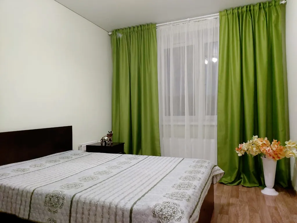 Просторная трешка рядом с Зоопарком