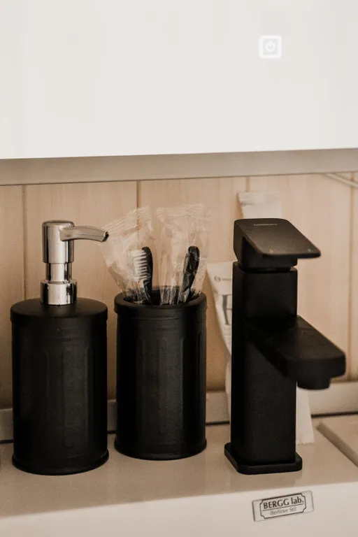 Уютный дом в сосновом лесу