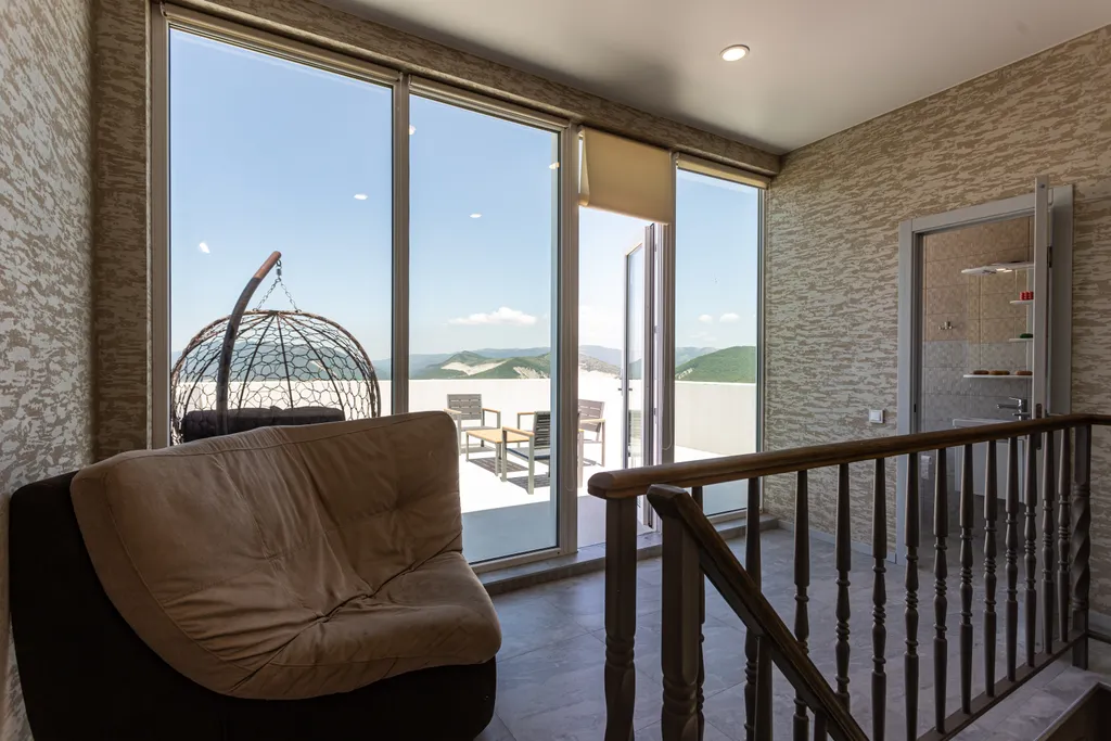 Дом для отдыха с бассейном и банным комплексом