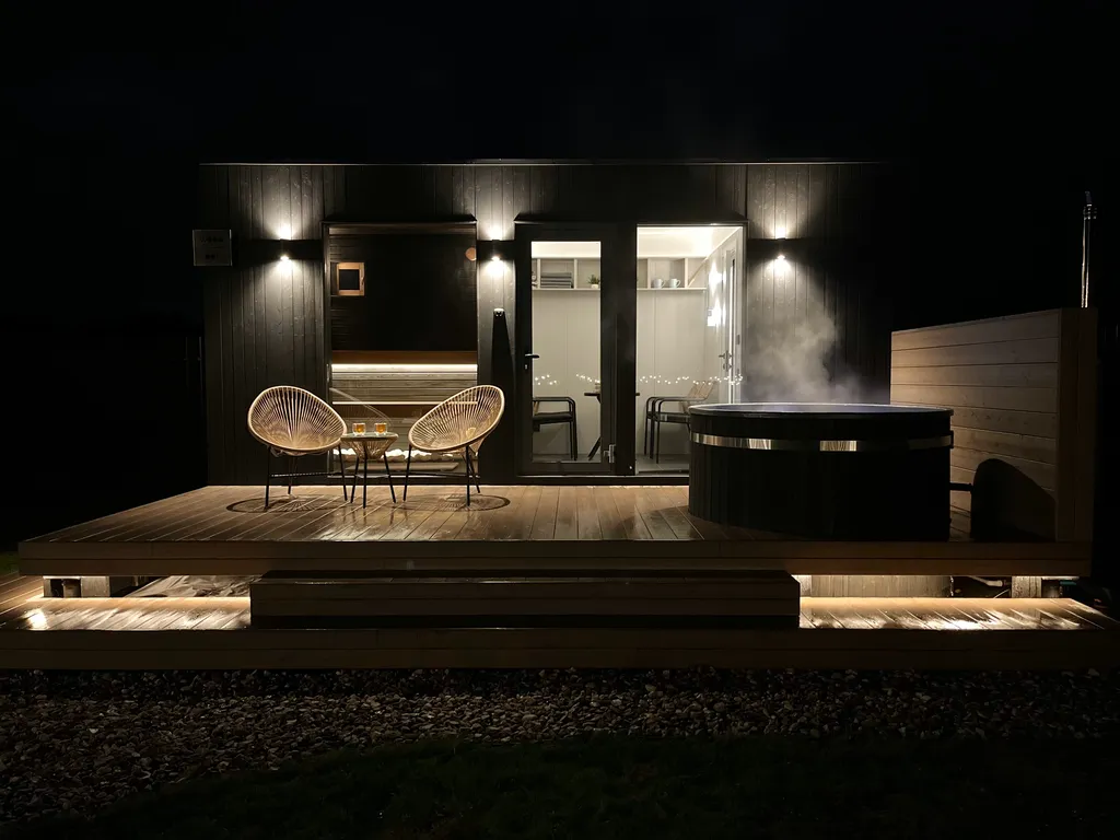 Панорамный барн в стиле Дубльдом с баней и чаном