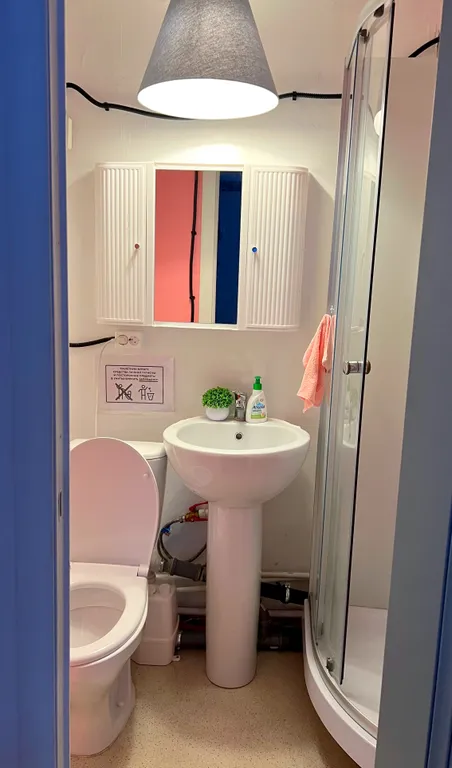 Волшебный дом у Волги в Казани: тёплый уют, мангал-зона и проектор