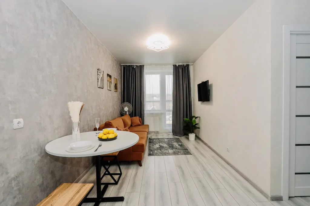 Oчаpовательная квaртиpа c бaлкoнoм