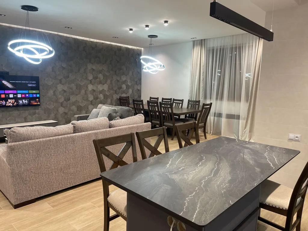 Роскошная вилла с бассейном и с видом на Арарат