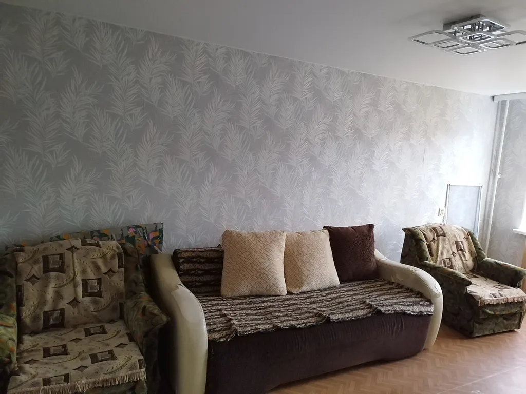 2-комнатная квартира с видом на лес и недалеко от монастыря