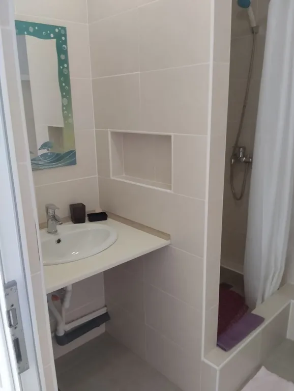 Апартаменты в двух уровнях с видом на море и горы