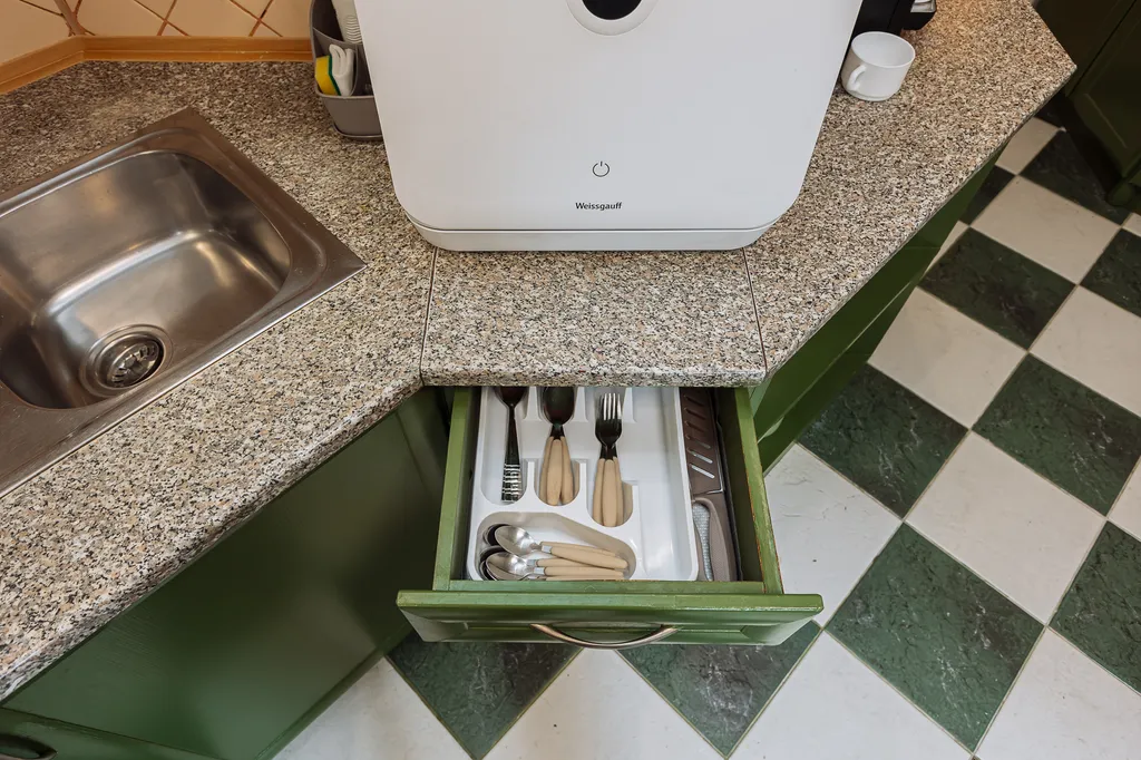 Рядом с Верхним озером и Музеем янтаря