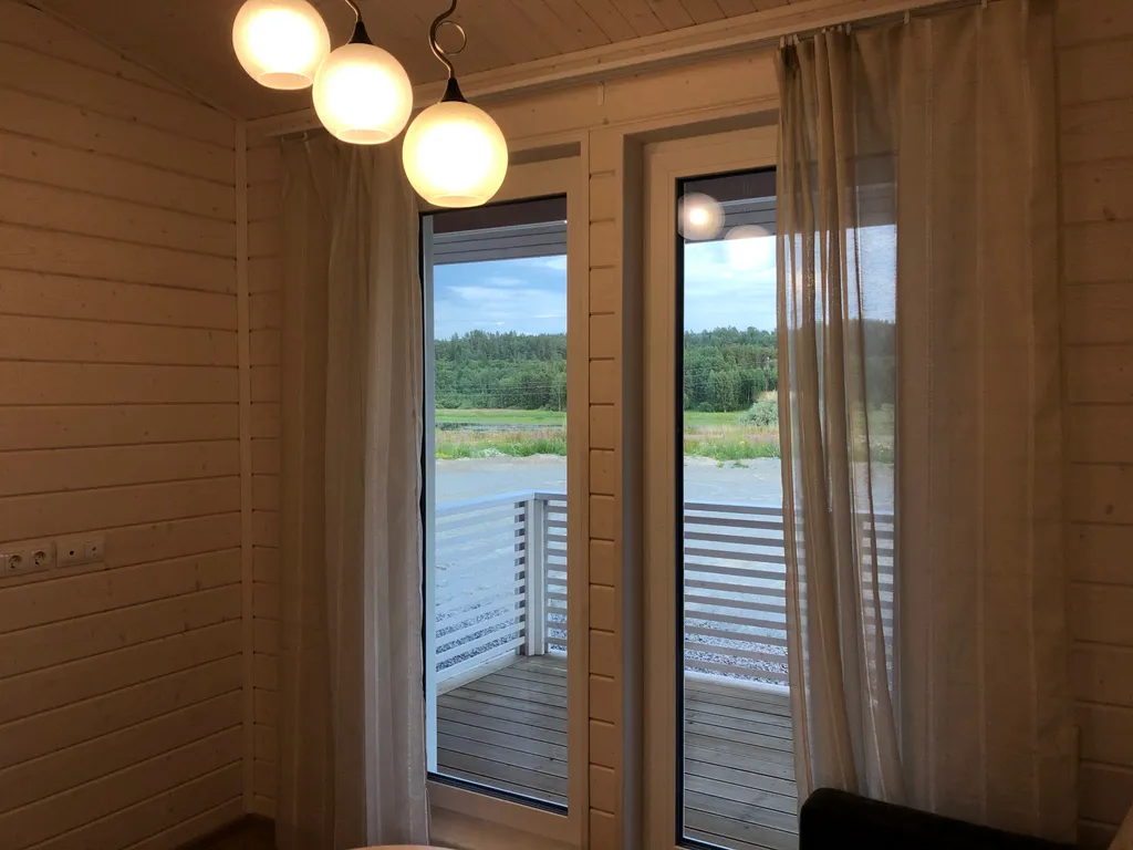 Частный дом на берегу Ладожского озера