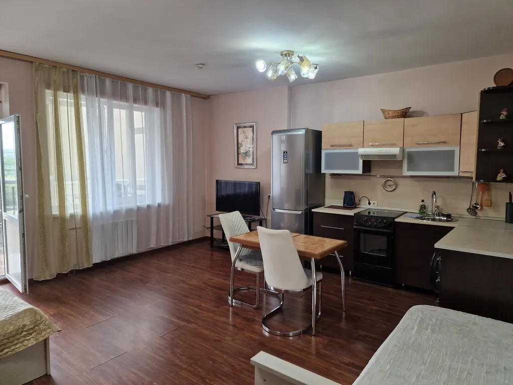 Прекрасная, просторная квартира в новостройке, в самом центре — аренда посуточно в Иркутск