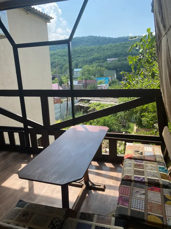 Коттедж Дом с камином в экопоселке у подножья гор — Инкерман