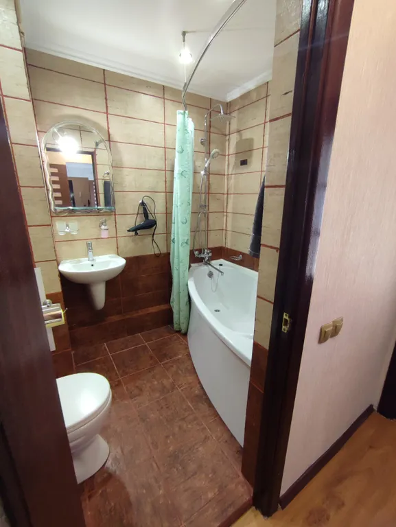 Квартира 3-комнатная Квартира — Калининград