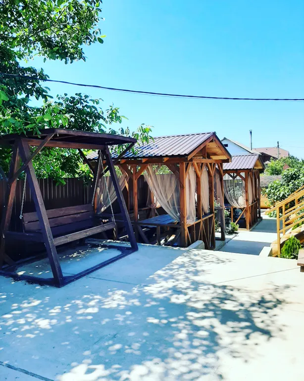 Квартира Мансардная квартира-студия в доме из сруба — Севастополь