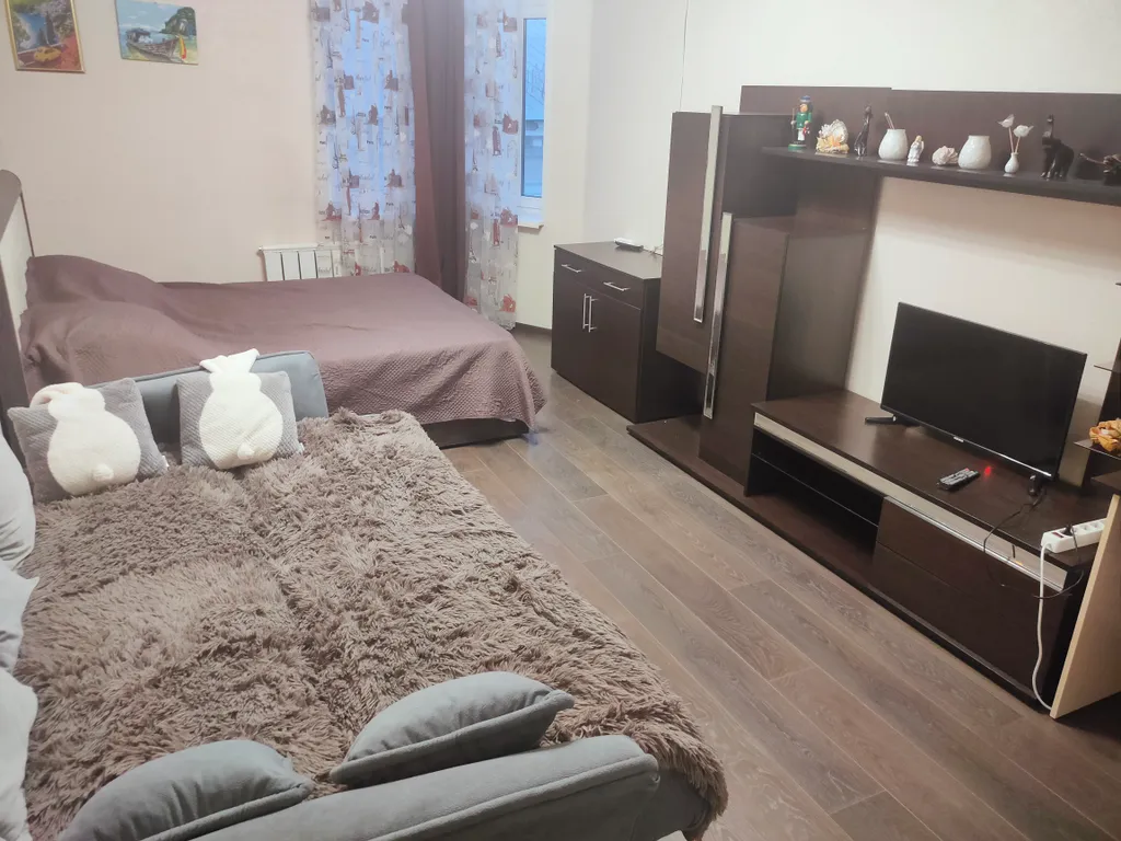 Квартира рядом с театром оперы и балета и центральным рынком