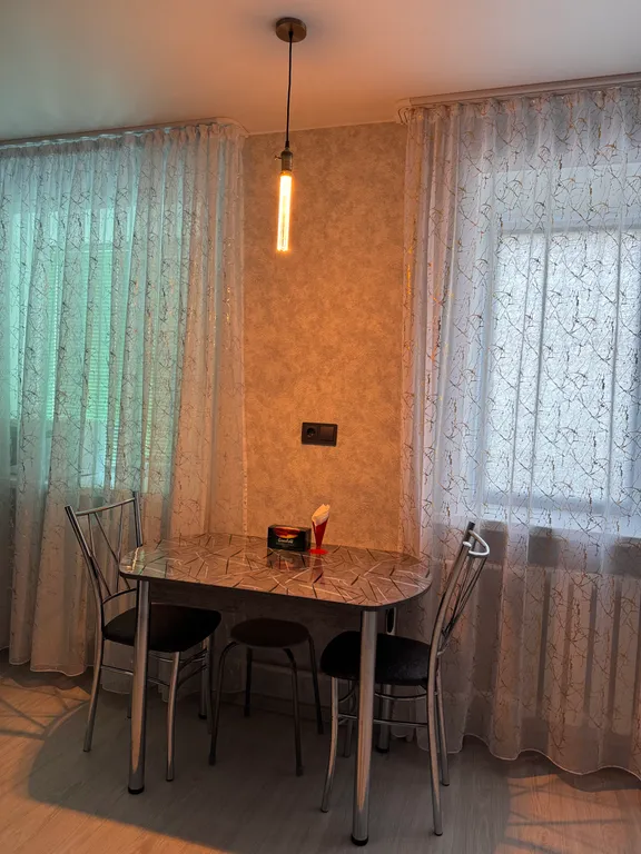 Квартира-студия двухкомнатная в центре города с видом на набережную