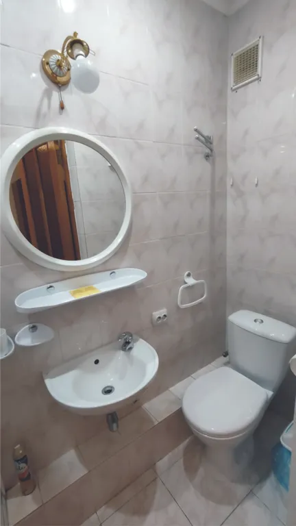 Коттедж - три этажа на берегу моря