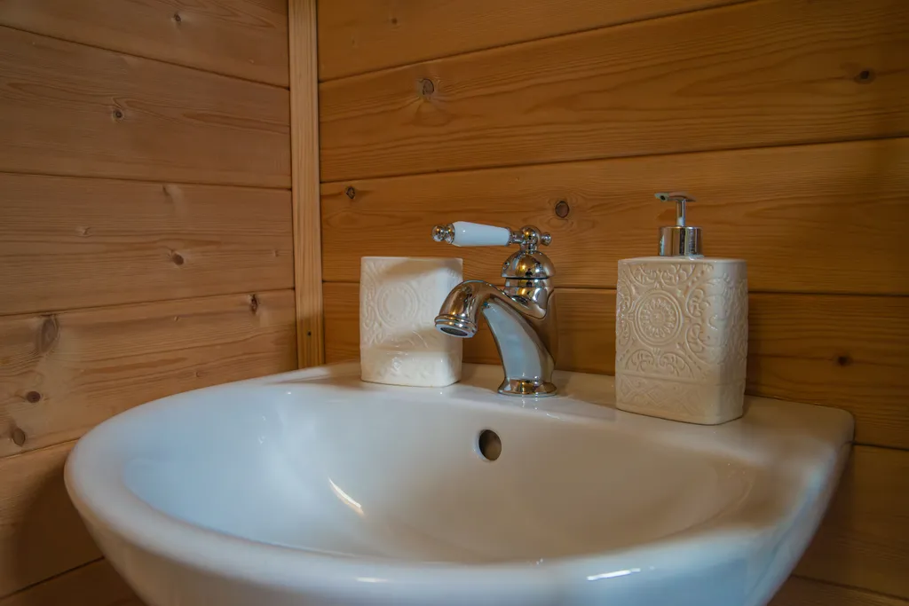 Семейный номер с видом на горы