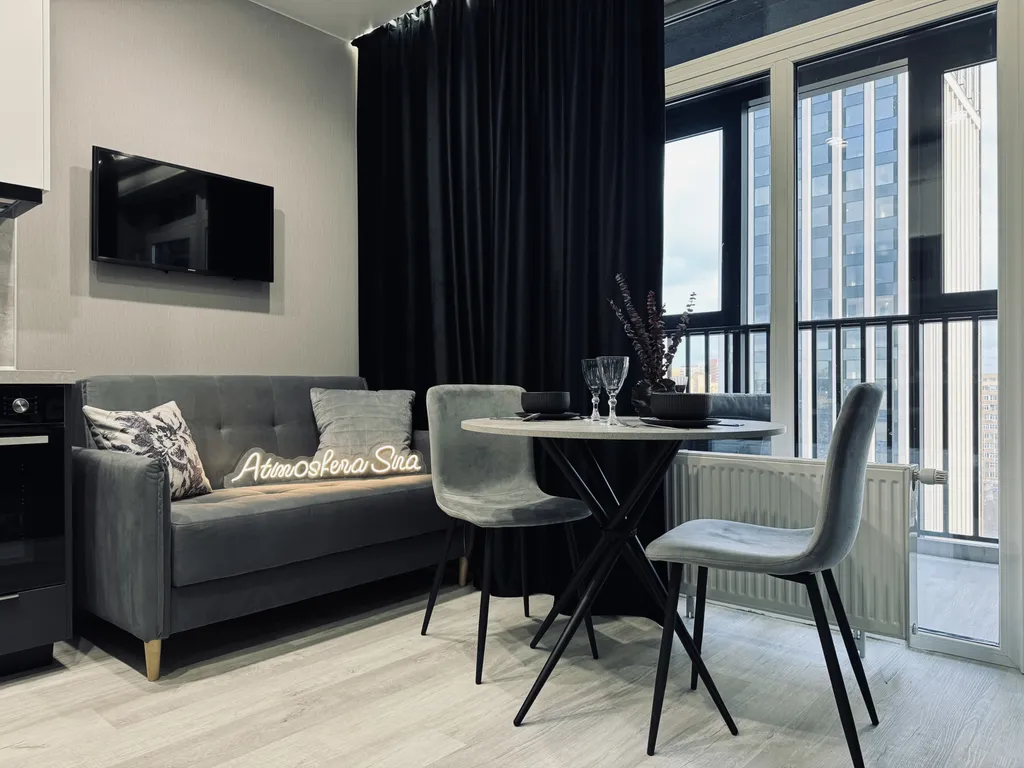 Изящная студия с шикарным видом на мегаполис