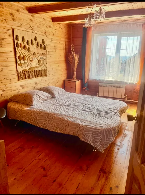 Уютный дом на берегу реки Кама