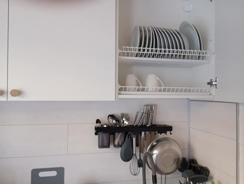 Отдельный двухкомнатный домик с кухней