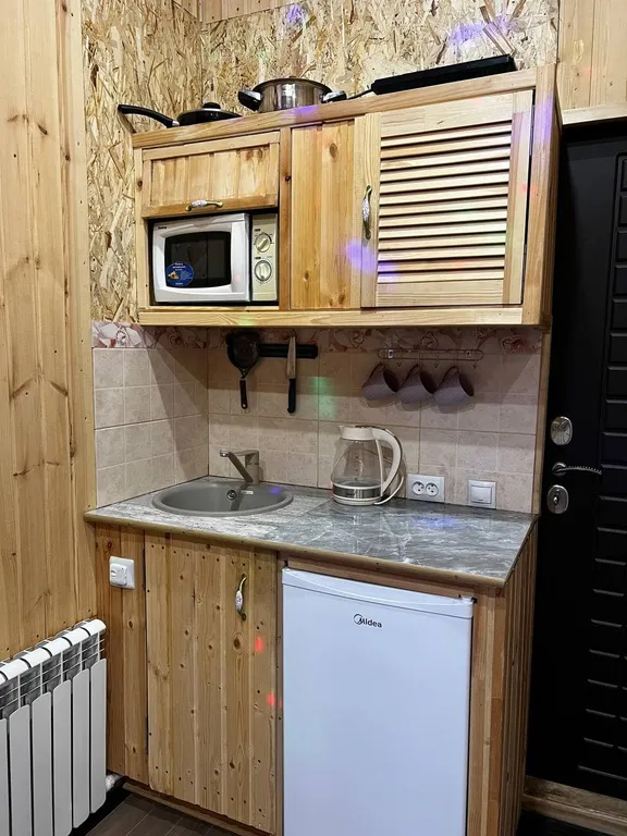 Дом с панорамными окнами на Катунь и Тавдинские пещеры