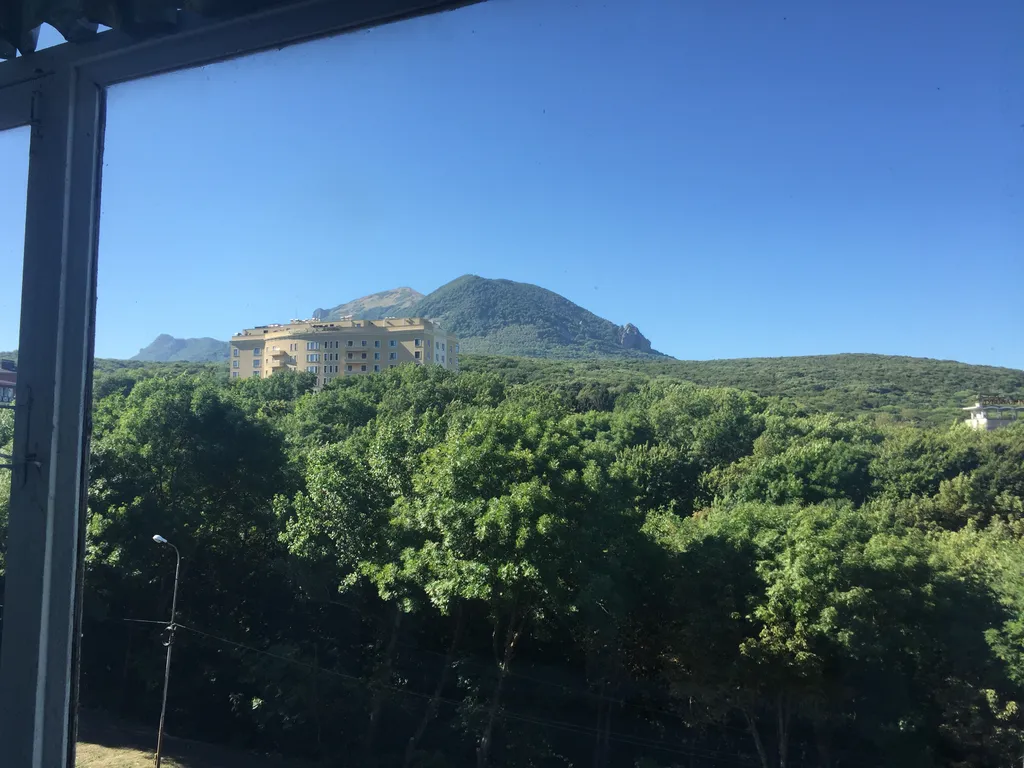 Квартира в курортной лесной зоне — аренда посуточно в Железноводск