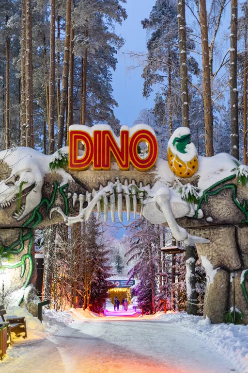 Апартамент с двумя спальнями и большим балконом у курорта