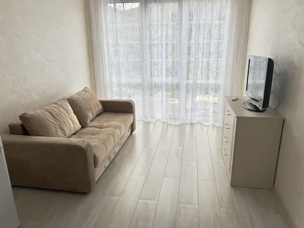 Уютная студия с прекрасным видом на лес