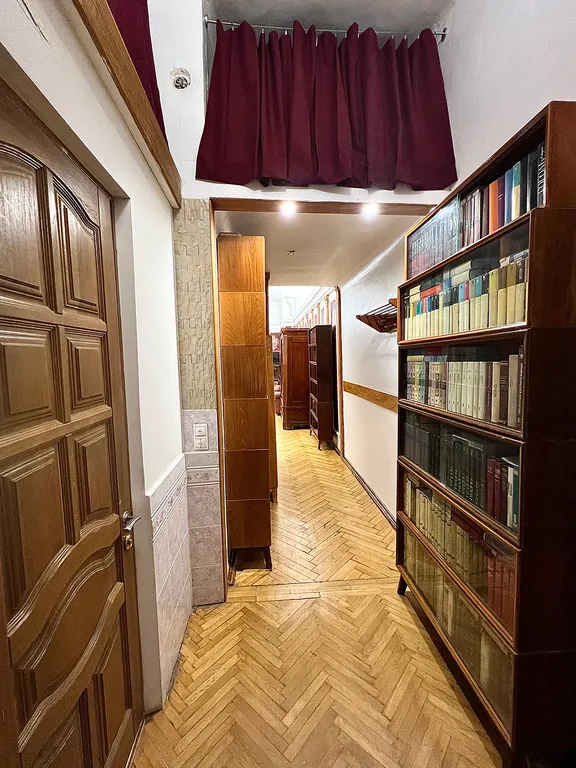 Квартира Квартира с антикварной мебелью — Москва