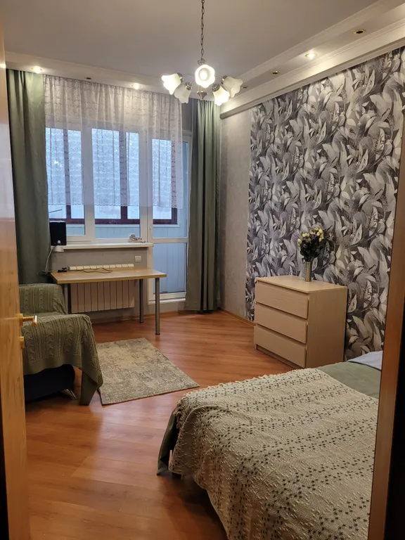 Просторная однушка на МКАД в 5 минутах на авто до Крокус, с 6 спальными местами