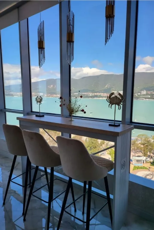 Квартира с видом на море и террасой