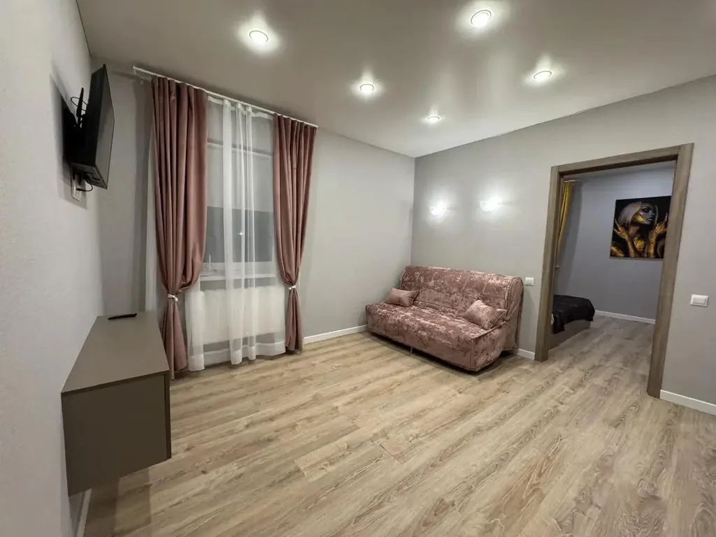 Дом на южной с бассейном