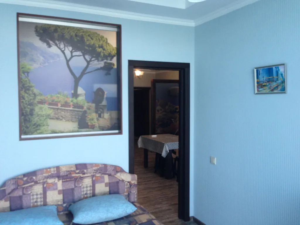 Просторная квартира с видом на море