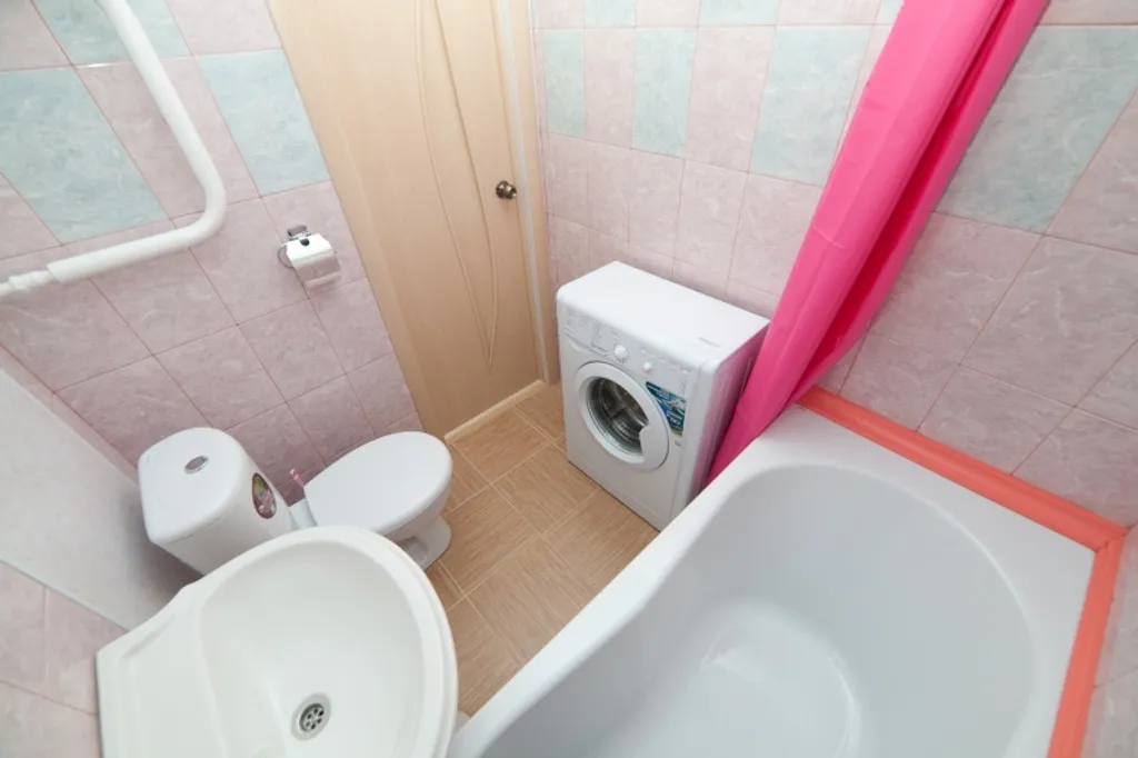 Квартира Двухкомнатная квартира в центре рядом с метро Геологическая — Екатеринбург